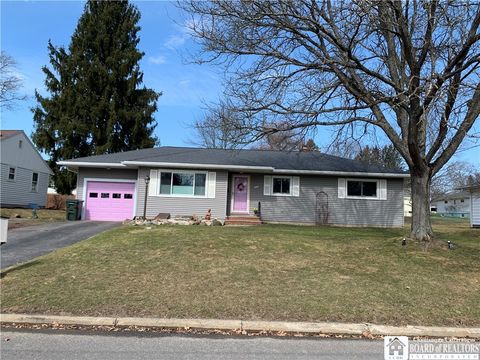 MLS: R1593888
