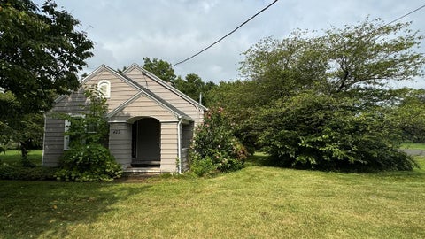 Photo for 427 Upper Oakwood Avenue