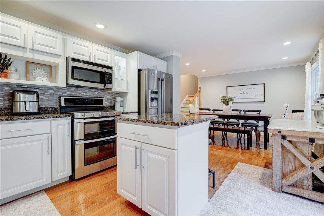 11 Stuyvesant Road