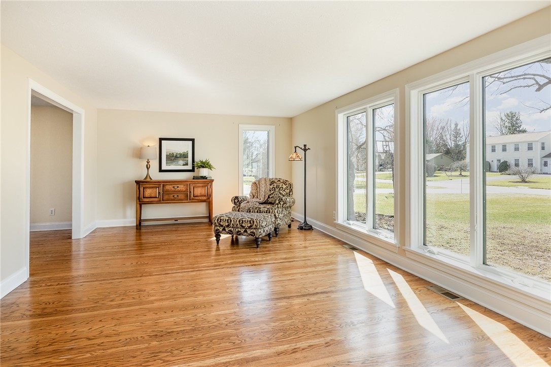14 Copper Woods, Pittsford, New York image 4
