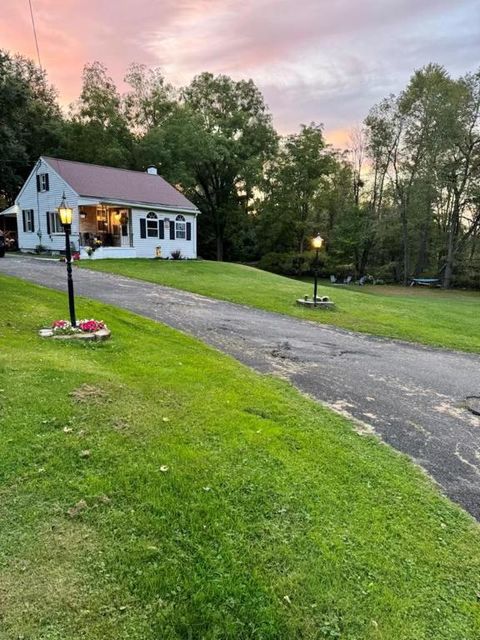 324 Laurentian Place Elmira NY 14904