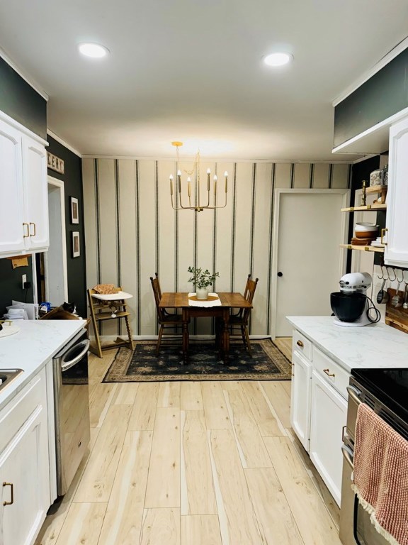 324 Laurentian Place