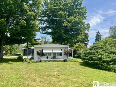 Mobile Home For Sale - 21 Lawndale Dr<br/> Chautauqua, NY 14757