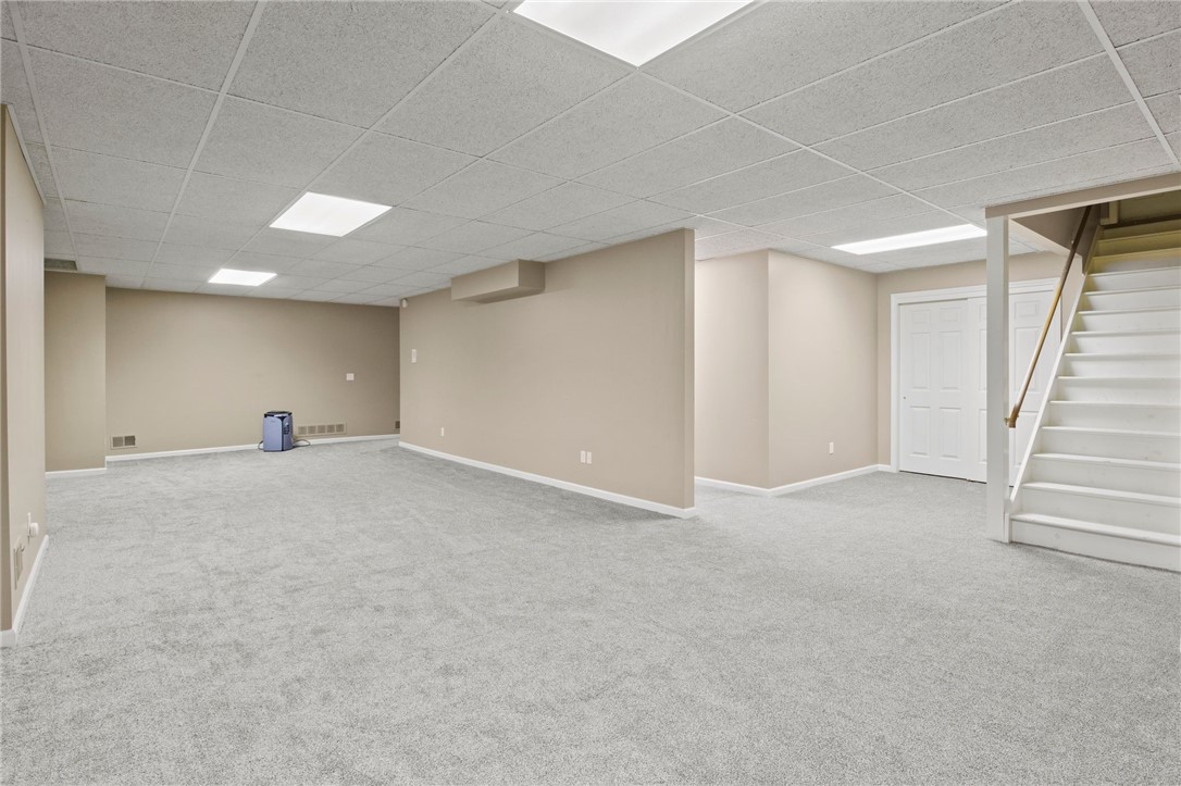 23 Beach Flint Way, Victor, New York image 36