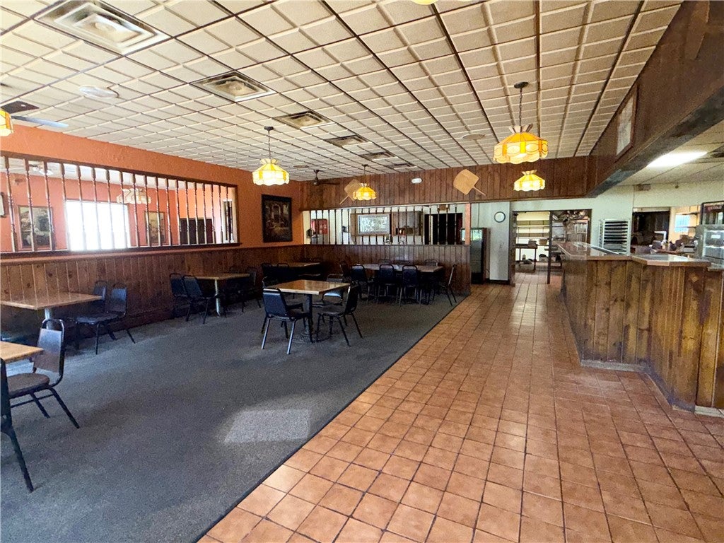 18-28 Oneida Street