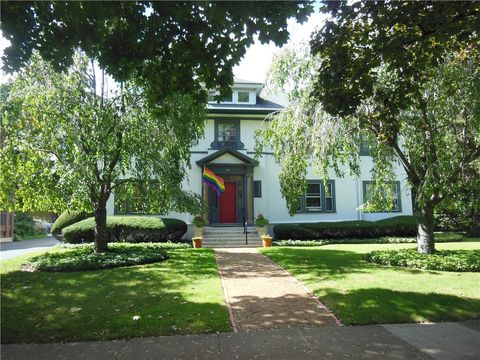 Photo of 369 Westminster Road #1, Rochester, NY 14607 (MLS # R1655555)