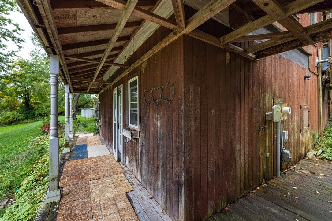 3634 Oakmount Road