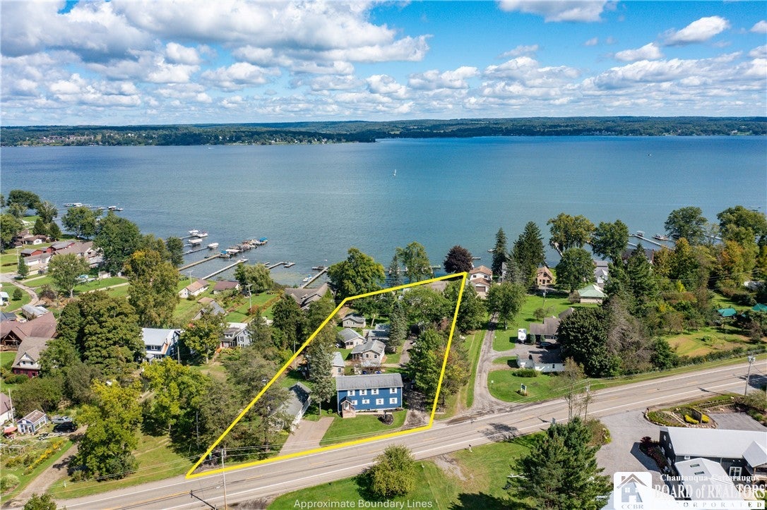 5088 W Lake Road