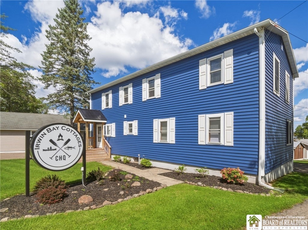5088 W Lake Road