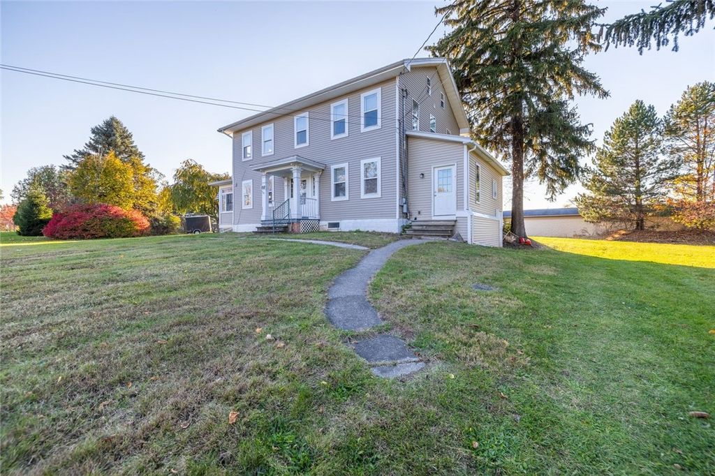 Photo of 757 Holt Rd Apt. 2 Rd, Webster, NY 14580 (MLS # R1651945)