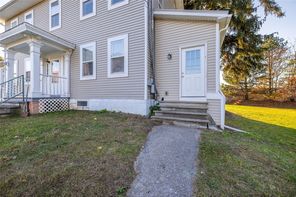 Photo of 757 Holt Rd Apt. 2 Rd, Webster, NY 14580 (MLS # R1651945)