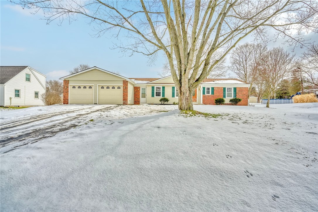 193 Hawthorne Circle