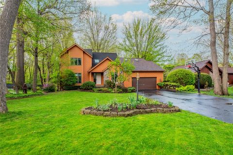 13 woodbriar lane rochester ny 14624