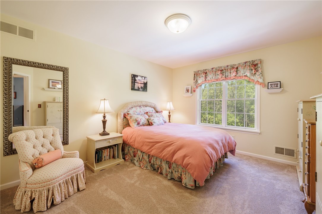 72 Meadow Cove Road, Pittsford, New York image 25
