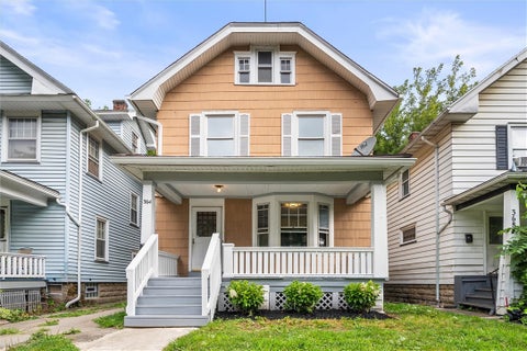Photo of 364 Rosewood Terrace, Rochester, NY 14609 (MLS # R1714402)