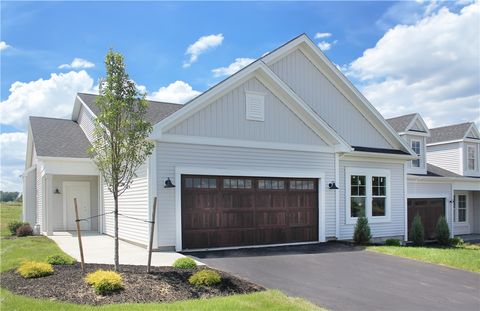 Townhouse For Sale - 59 Chase Meadow Trail Lot 43<br/> Mendon, NY 14472