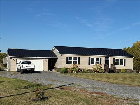 Photo of 2030 Townsend Road, Milo, NY 14527 (MLS # R1654839)