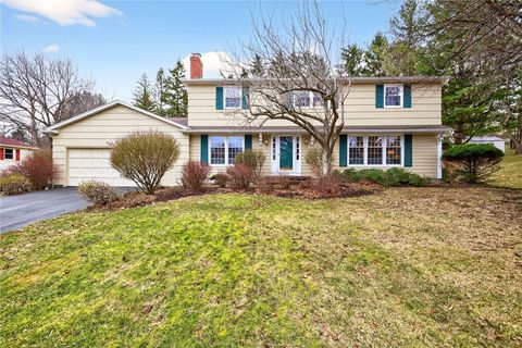 Homes For Sale - 9 Sandpiper Lane<br/> Pittsford, NY 14534