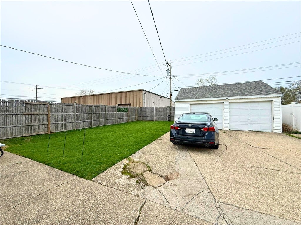 195 Fowler Avenue