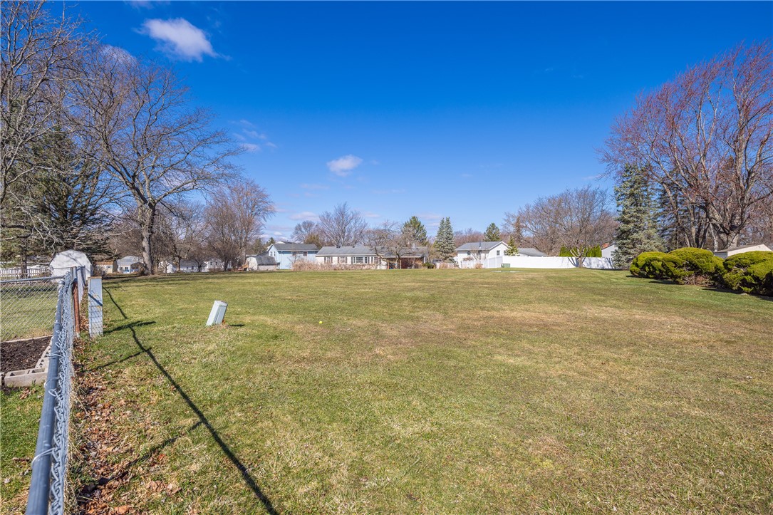 235 Gate House Trail, Henrietta, New York image 40