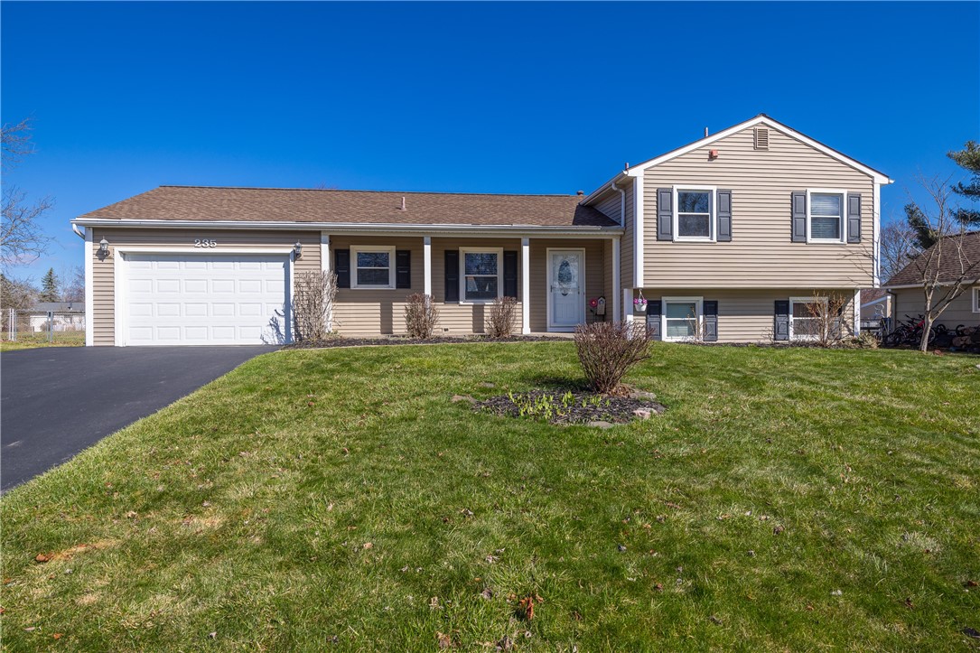 235 Gate House Trail, Henrietta, New York image 1