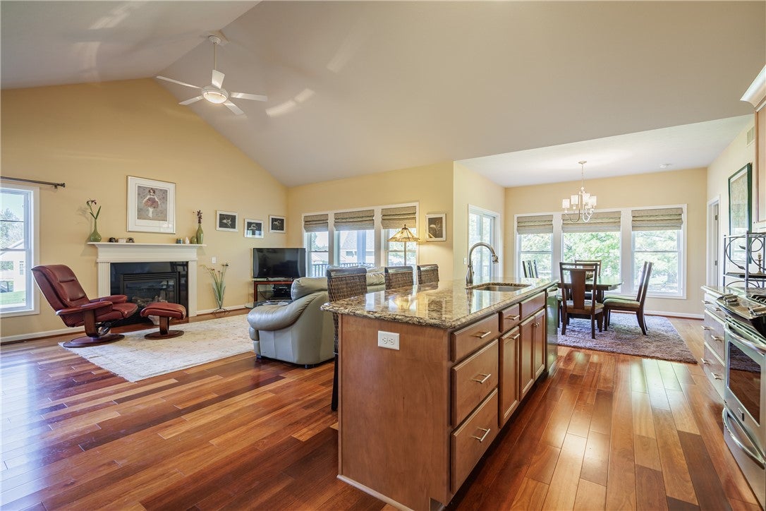 1341 Ashwood Lane