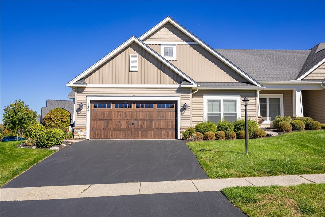 1341 Ashwood Lane