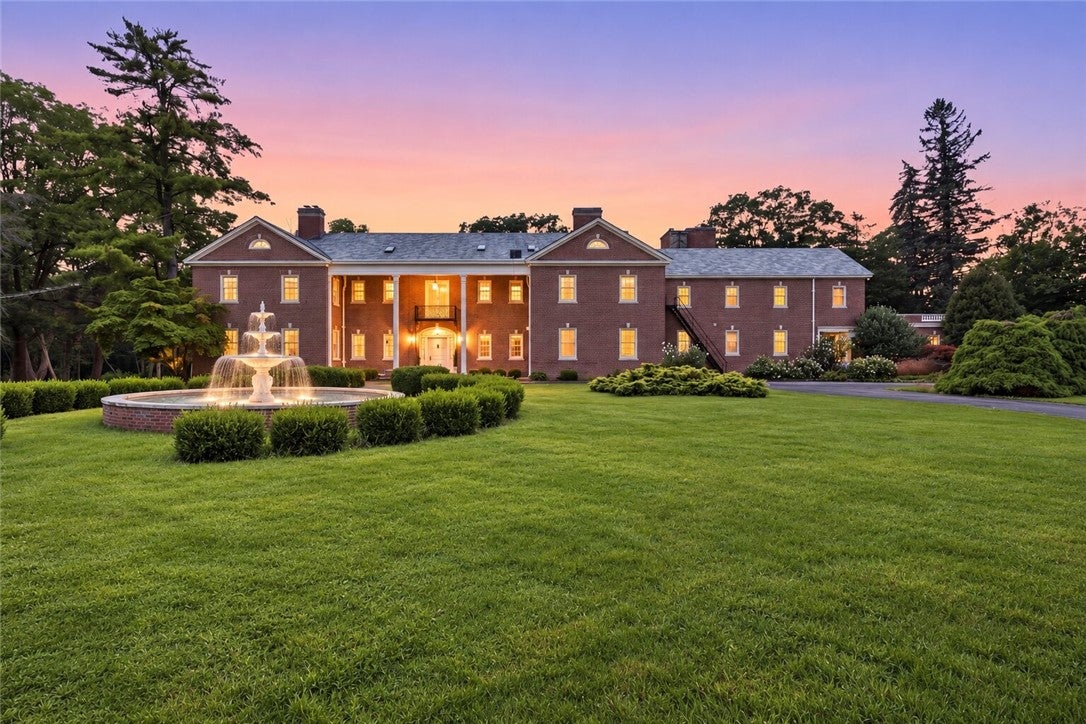 7770 E Main Road