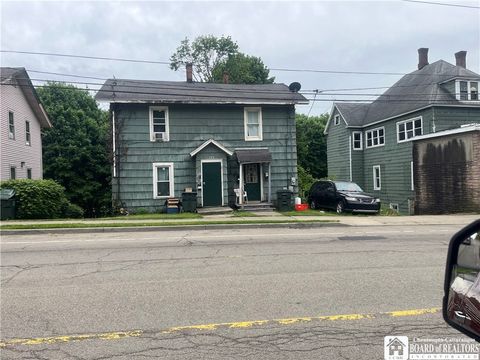 Multifamily For Sale - 752 East Second Street St<br/> Jamestown, NY 14701