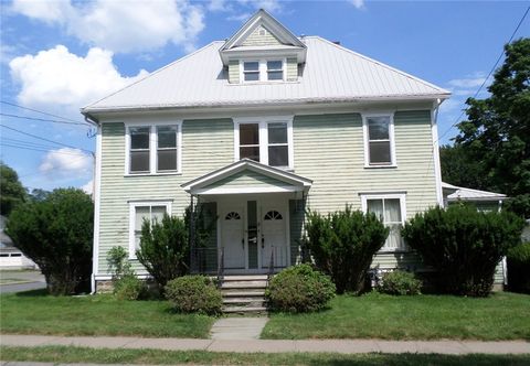Photo of 78 Ford Avenue, Oneonta, NY 13820 (MLS # R1541378) Photo of 78 Ford Avenue, Oneonta, NY 13820 (MLS # R1541378)
