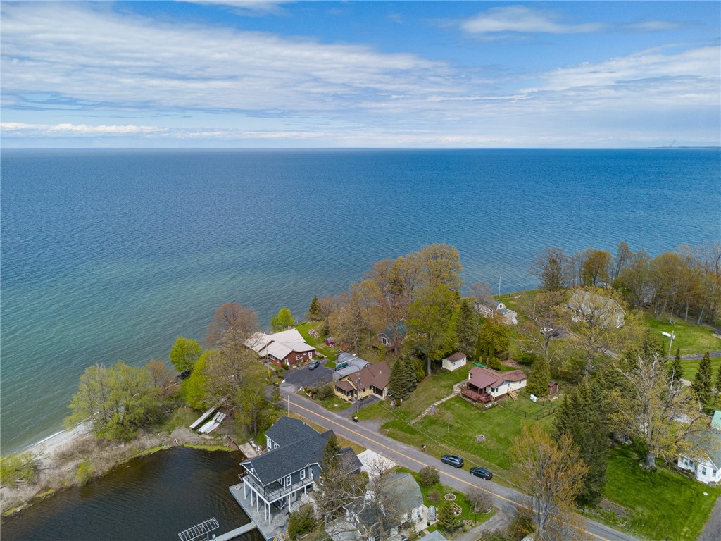 8514 E Port Bay Road