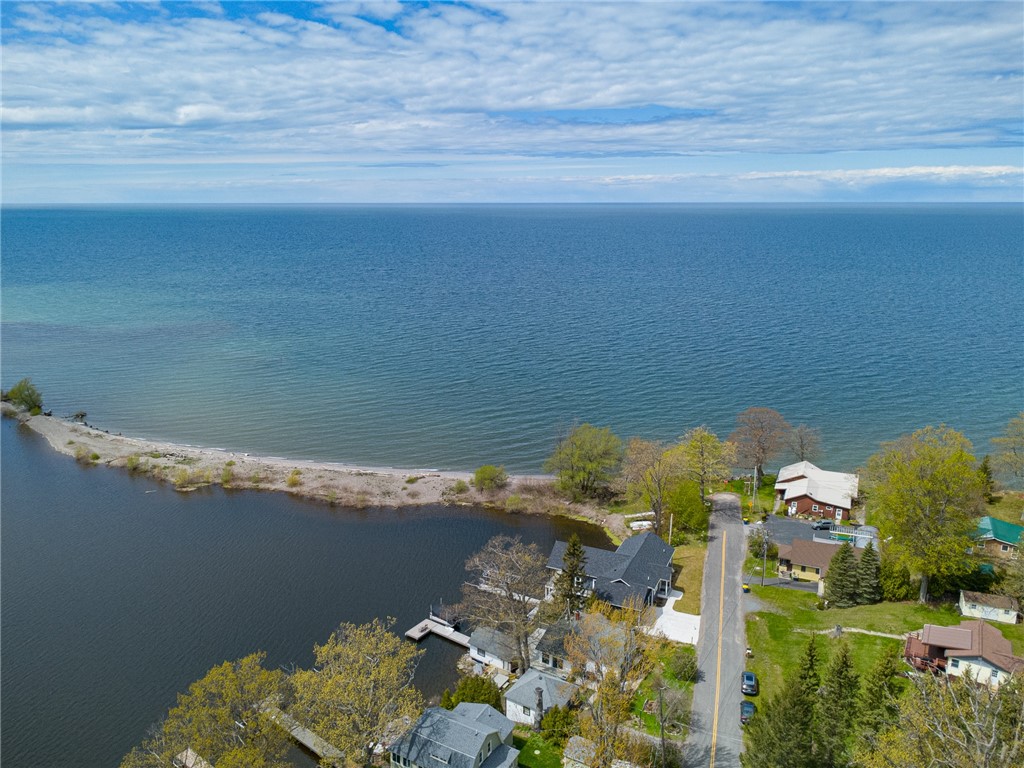 8514 E Port Bay Road