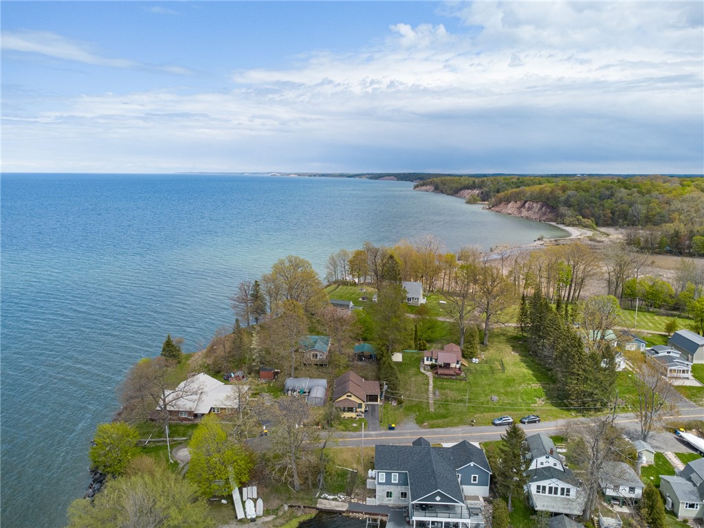 8514 E Port Bay Road