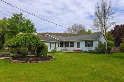 Homes For Sale - 41 Lloyd Drive<br/> Big Flats, NY 14845
