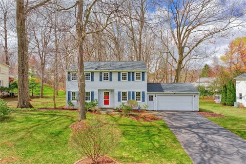Homes For Sale - 9 Burncoat Way Way<br/> Monroe County, Pittsford, NY 14534