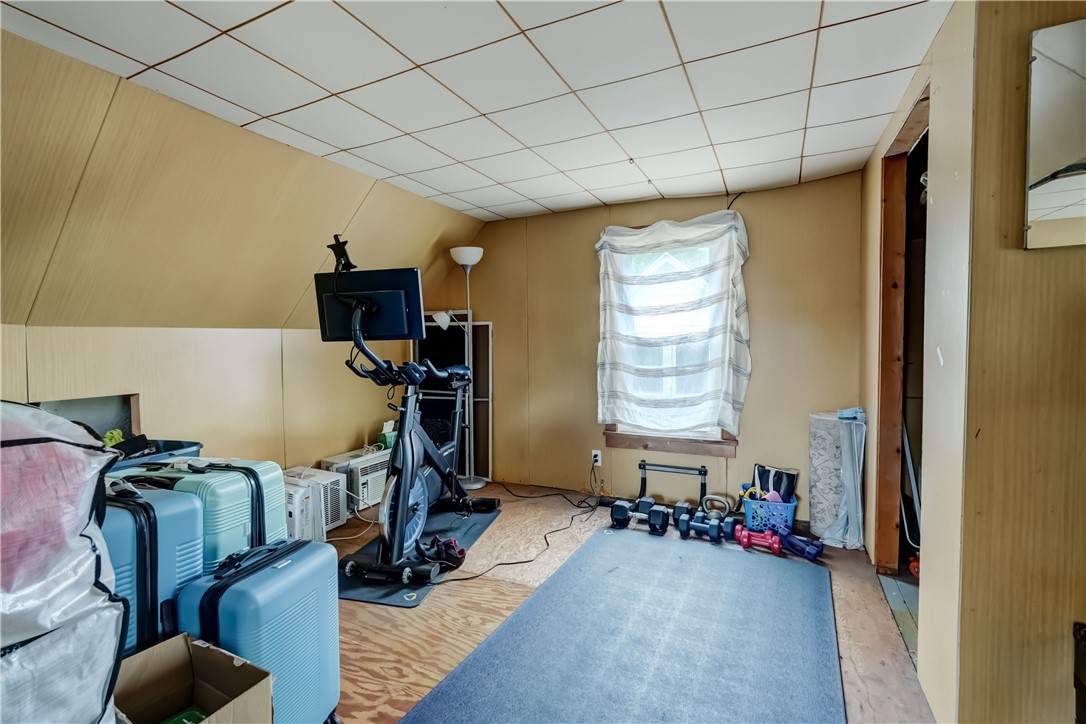 222 East Avenue, East Rochester, New York image 28