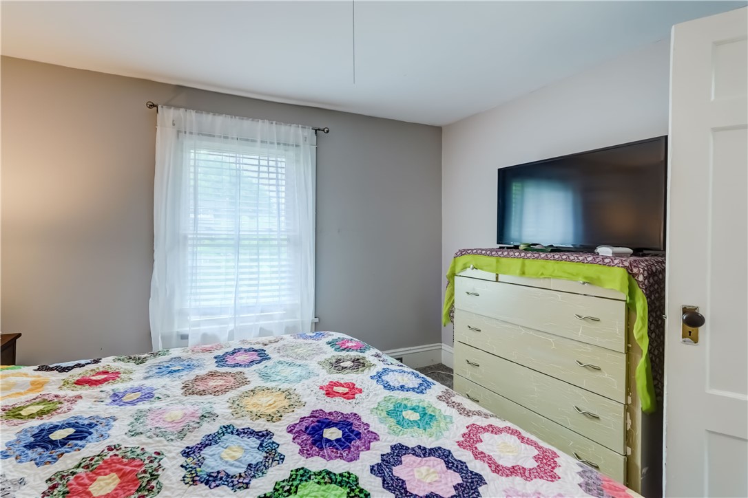222 East Avenue, East Rochester, New York image 19