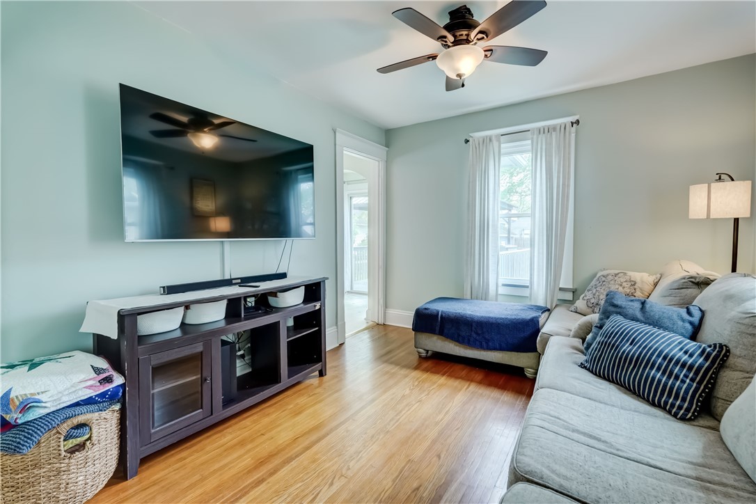 222 East Avenue, East Rochester, New York image 11