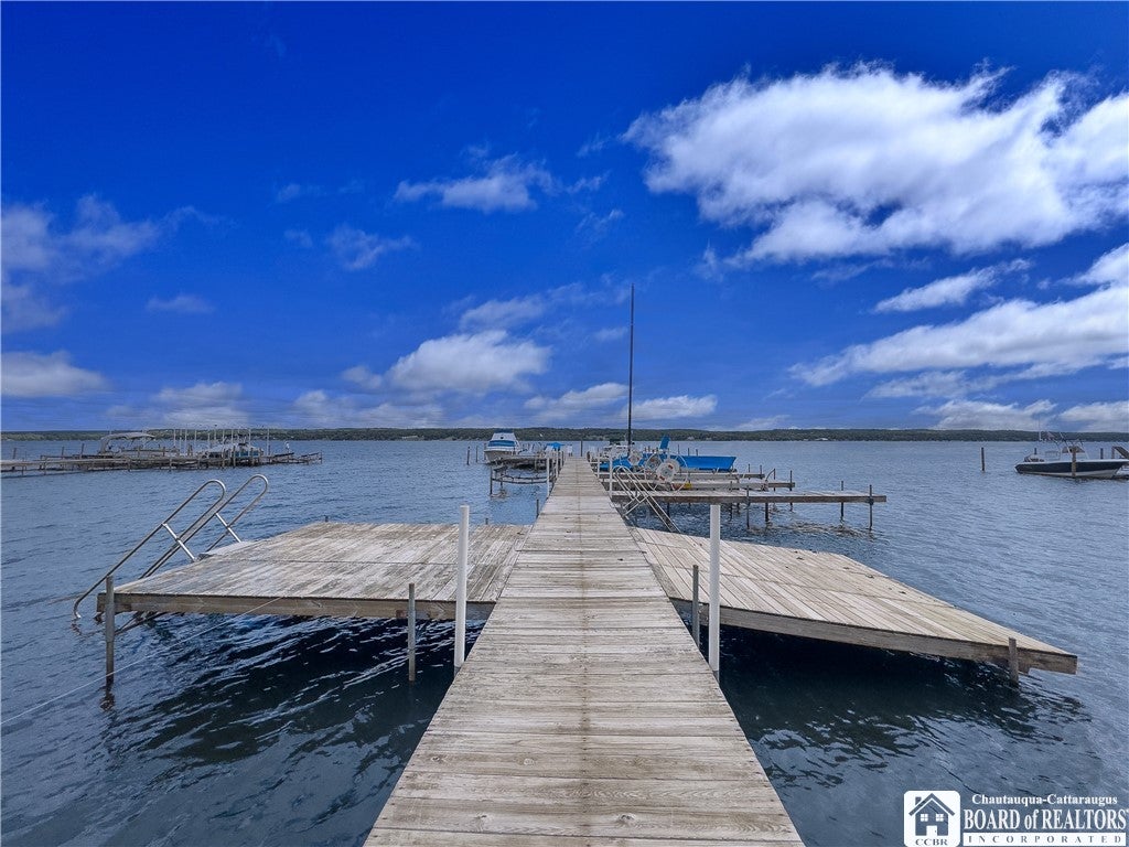 48 S Lake Drive