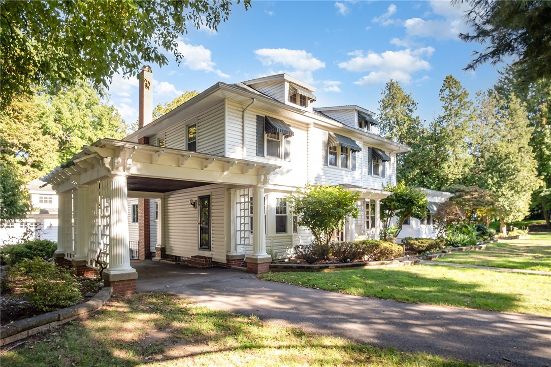 4430 Saint Paul Boulevard