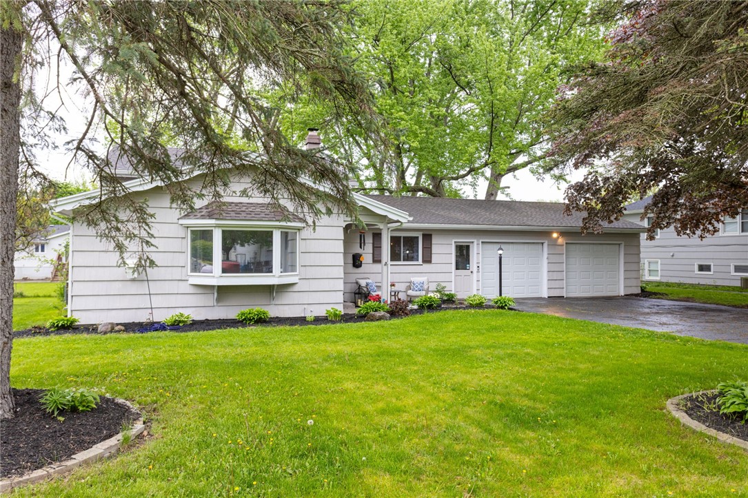 24 Emeralda Road, Gates, New York image 2