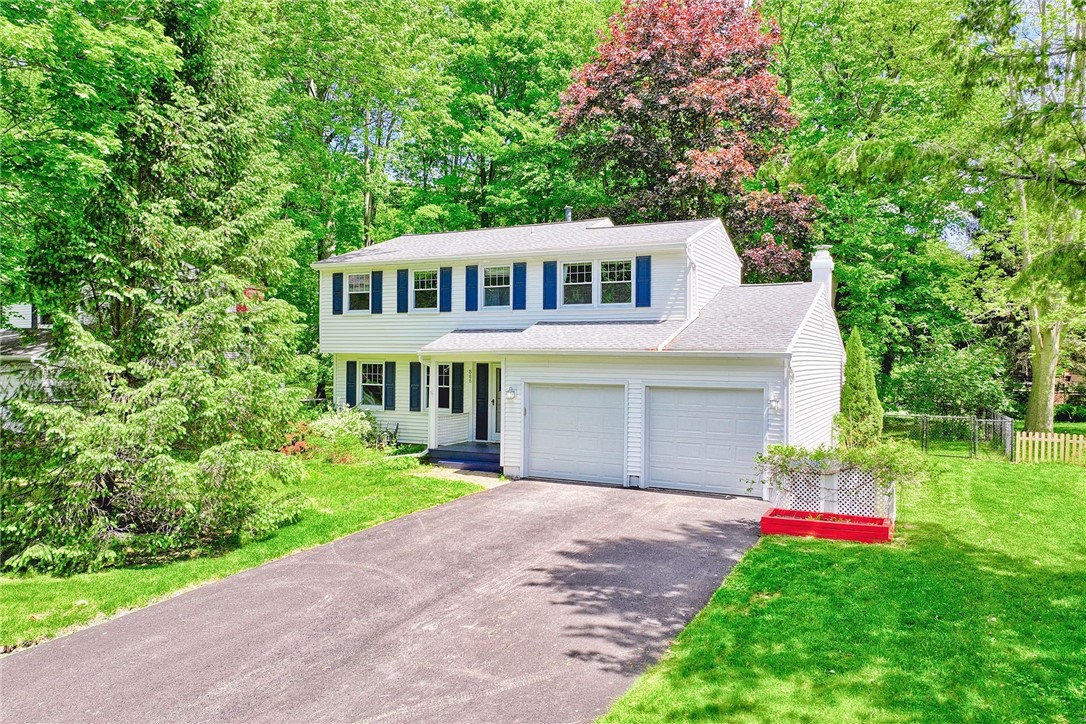 866 Bridle Ln Ln, Webster, New York image 1
