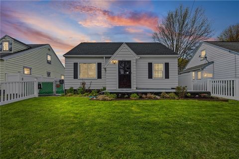 Homes For Sale - 201 Arbutus Street<br/> Monroe County, Rochester, NY 14609