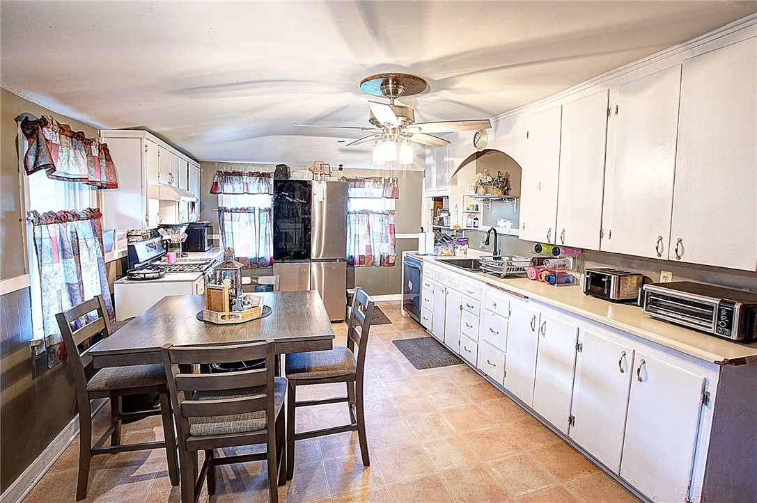 17 E Water Street, Waterloo, New York image 13