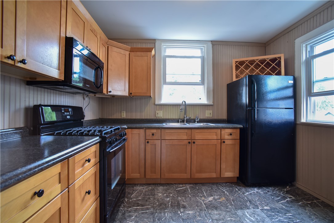 46 Empire Boulevard, Irondequoit, New York image 3