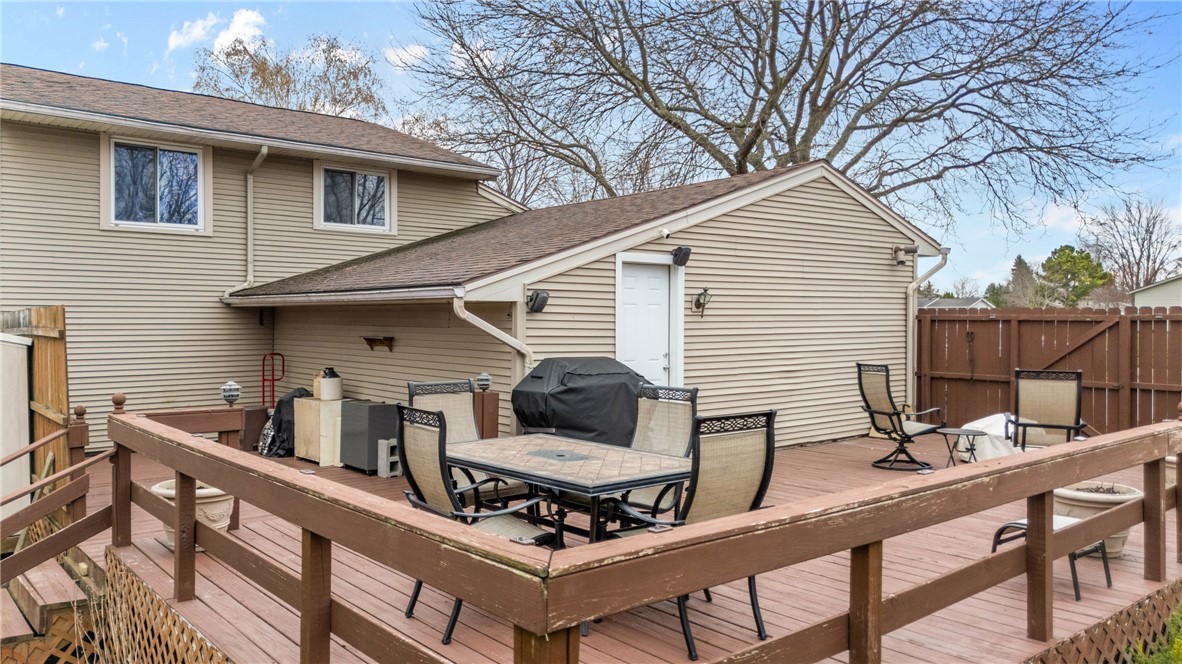 132 Larkins Crossing, Greece, New York image 32