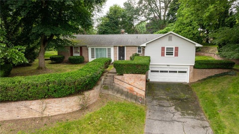 Photo for 110 Oak Manor Crescent