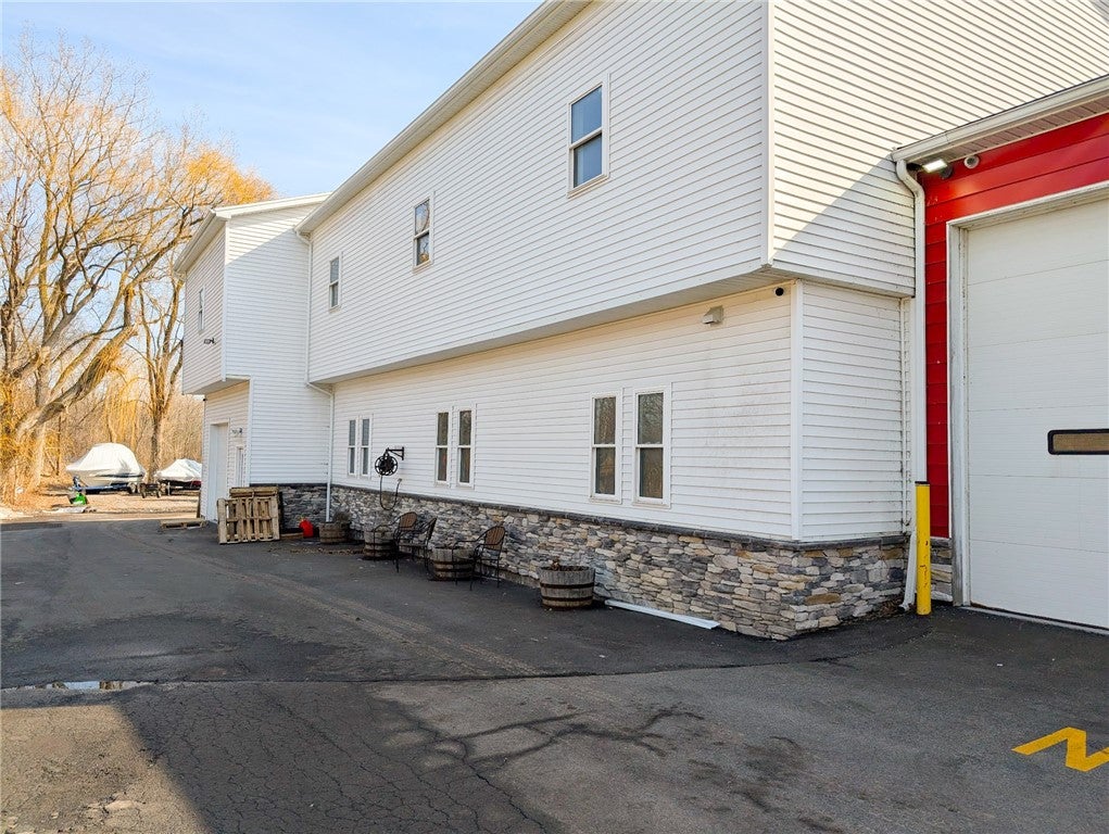Photo of 2138 Empire Boulevard, Webster, NY 14580 (MLS # R1700054)