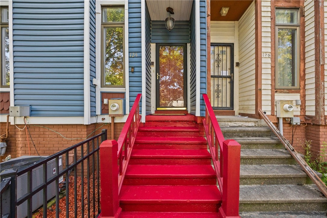 124 Adams Street