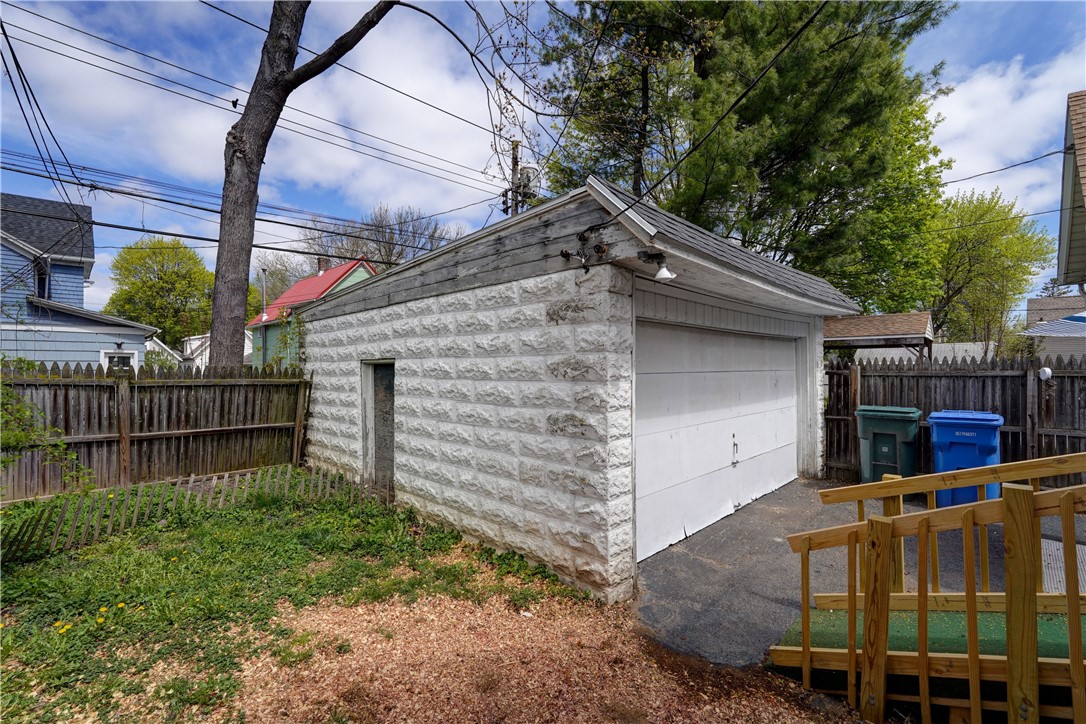 680 Linden Street, Rochester, New York image 40